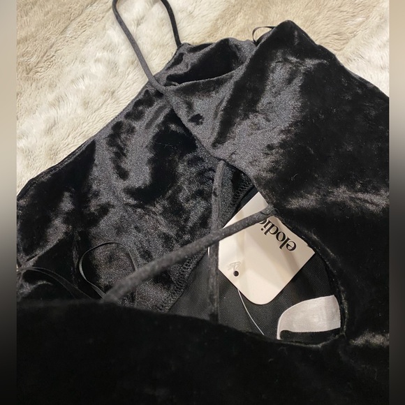 NWT💗ELODIE Strappy Back Crushed Velvet Mini Dress Size XS - Picture 6 of 10
